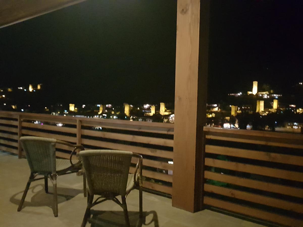 Hotel Tetnuldi Mestia Buitenkant foto