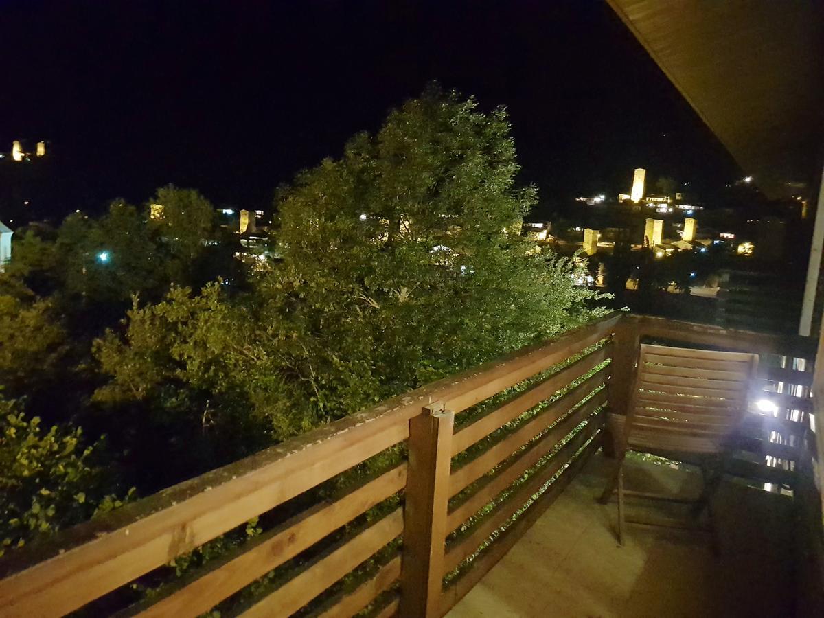 Hotel Tetnuldi Mestia Buitenkant foto