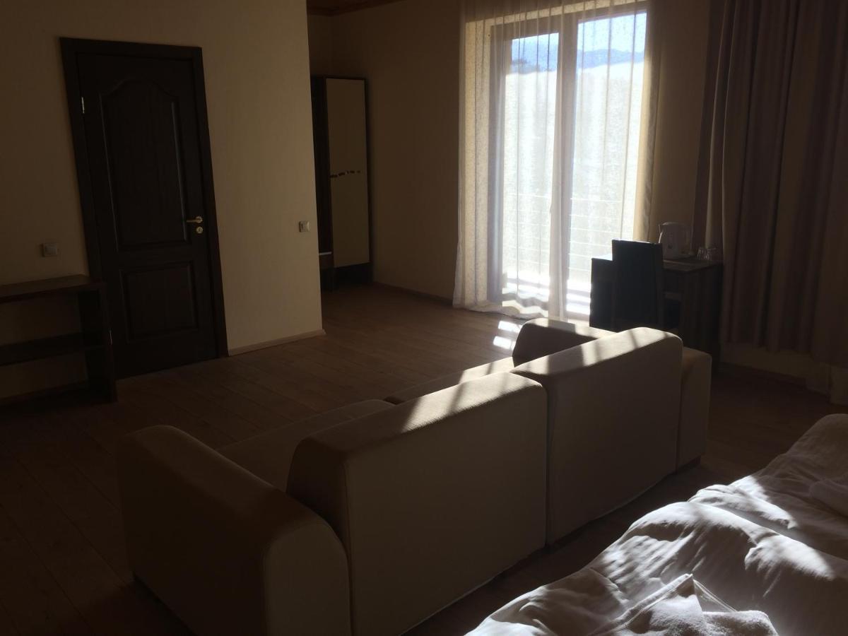 Hotel Tetnuldi Mestia Buitenkant foto